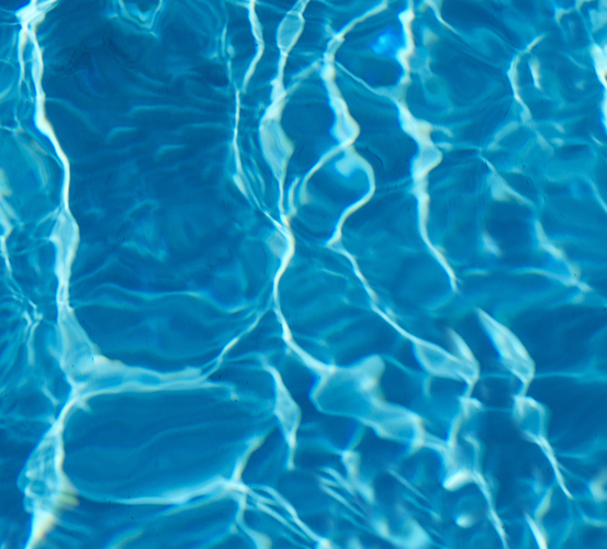 Rehabilitar piscinas en Guadalajara, agua de piscina